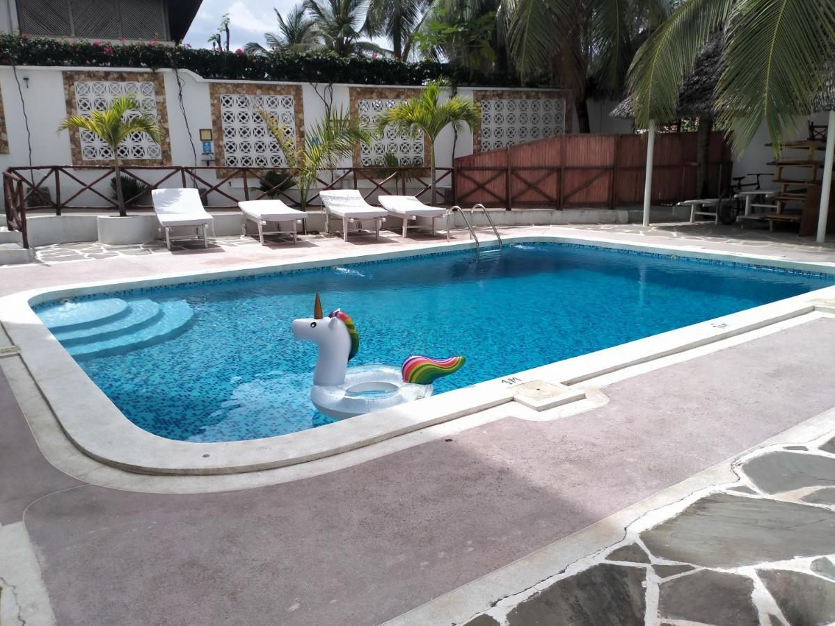 Watamu Solana Apartments Екстер'єр фото