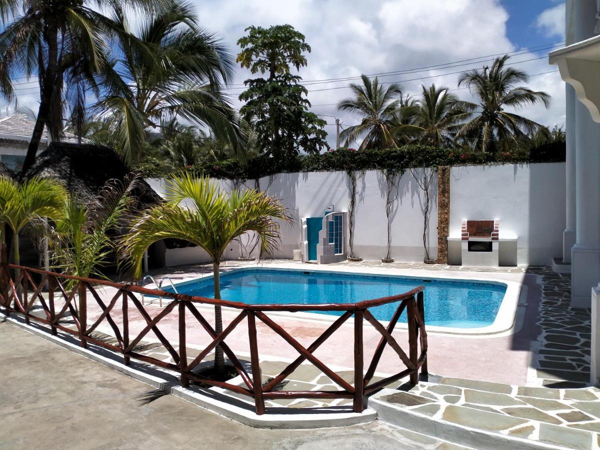 Watamu Solana Apartments Екстер'єр фото