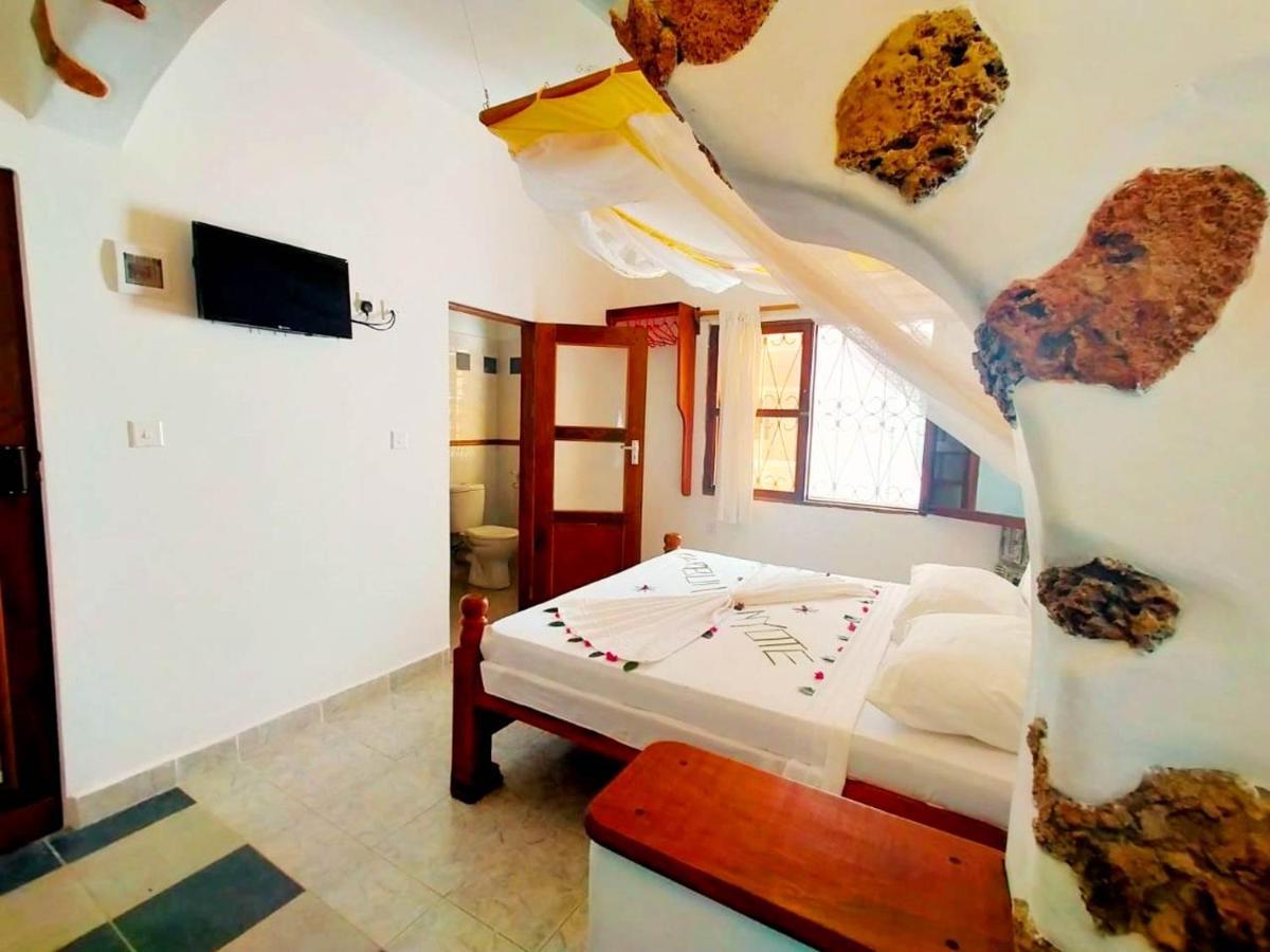 Watamu Solana Apartments Екстер'єр фото
