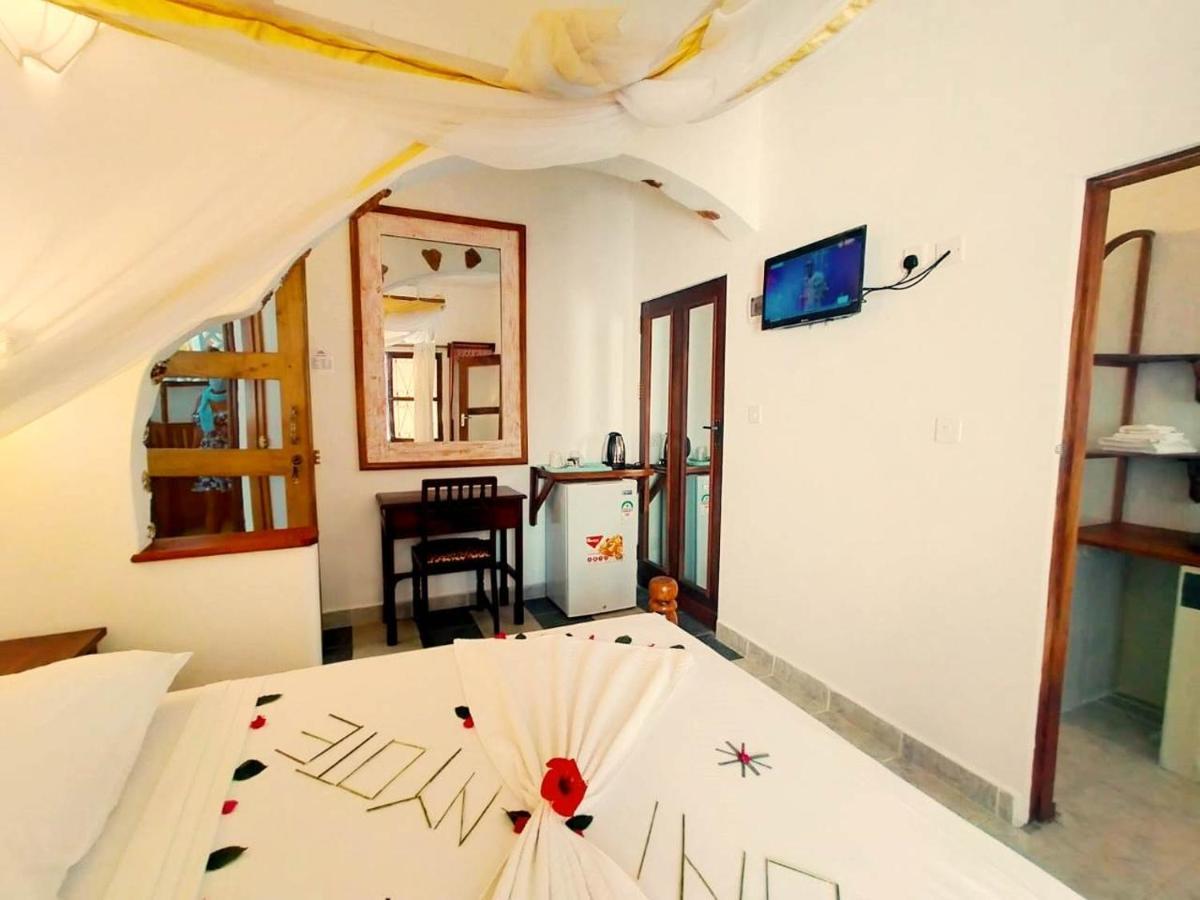 Watamu Solana Apartments Екстер'єр фото