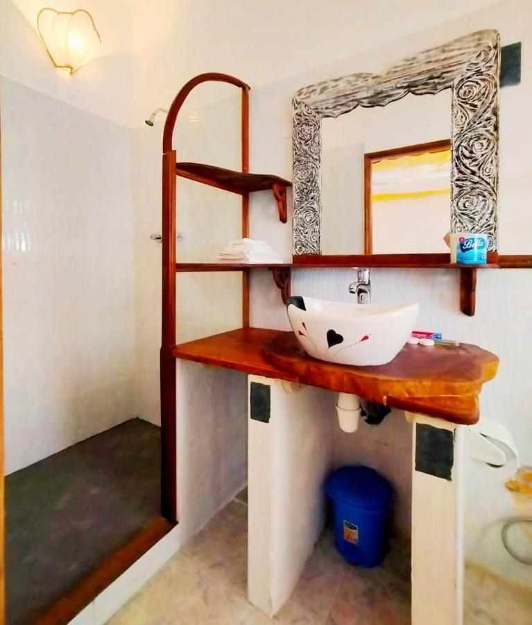 Watamu Solana Apartments Екстер'єр фото