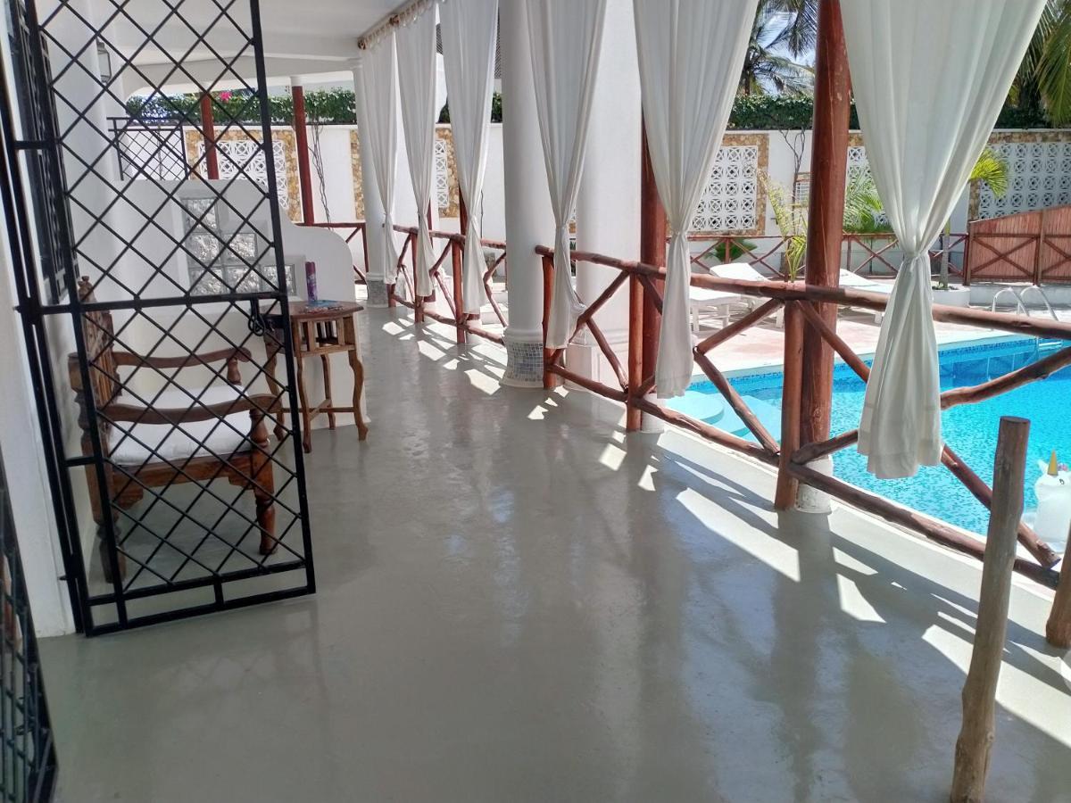 Watamu Solana Apartments Екстер'єр фото